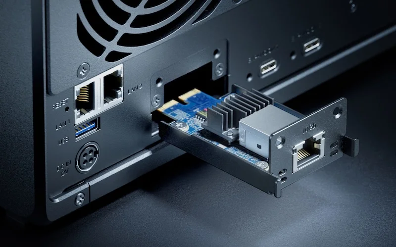 Bộ nhớ RAM: Cấu hình tương đương nhưng hiệu suất khác biệt